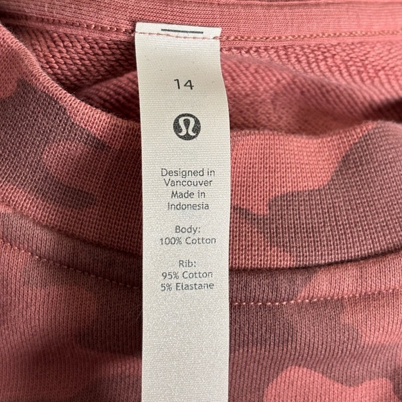 Lululemon Perfectly Oversized Crew Heritage 365 Camo Brier Rose size 14 W3DUVS - Picture 4 of 4
